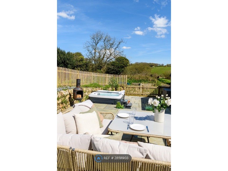 Property photo 3 of 22