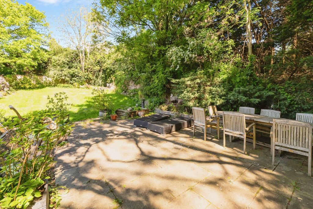 Property photo 3 of 47 Pbox-Img.Jpg