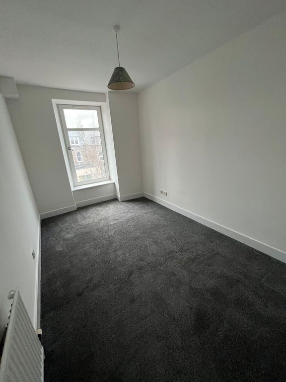 Property photo 2 of 8 Photo 2