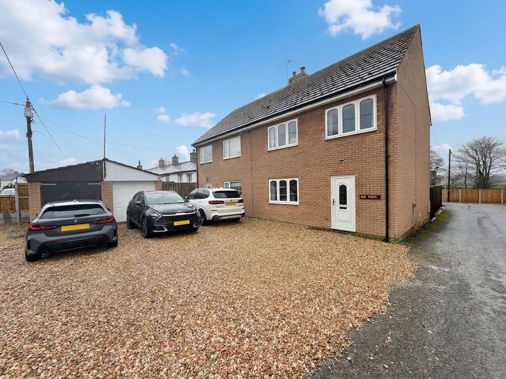 Property photo 1 of 14 Front