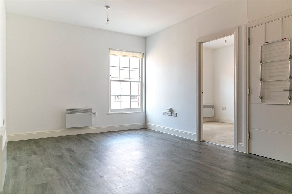 Property photo 1 of 6 Picture No. 03