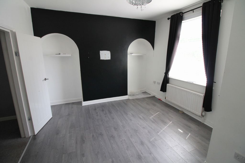 Property photo 3 of 8 Img_0856