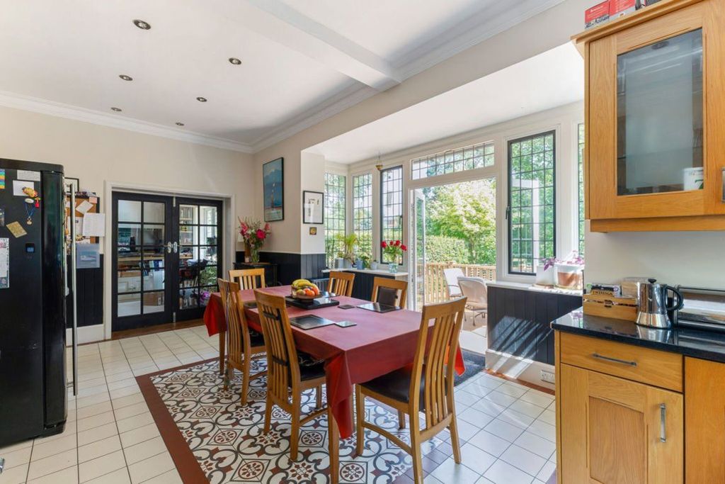 Additional image 6 of 6 bed semi-detached house to rentBrittains Lane TN13