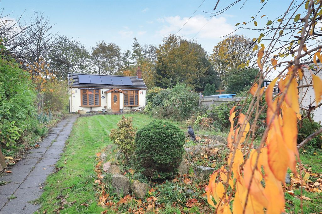 Property photo 1 of 11