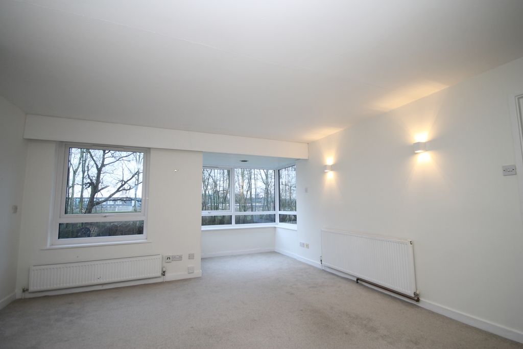 Property photo 3 of 12 Img_8754