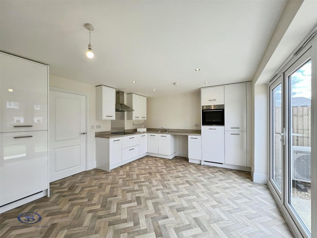 Property photo 2 of 17 68449727-Img_8761.Jpg