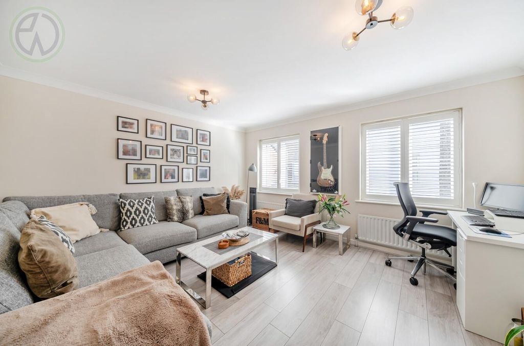 Property photo 1 of 12 7d62Ff94-c113-47E4-B251-92856B208Ea2.Jpg