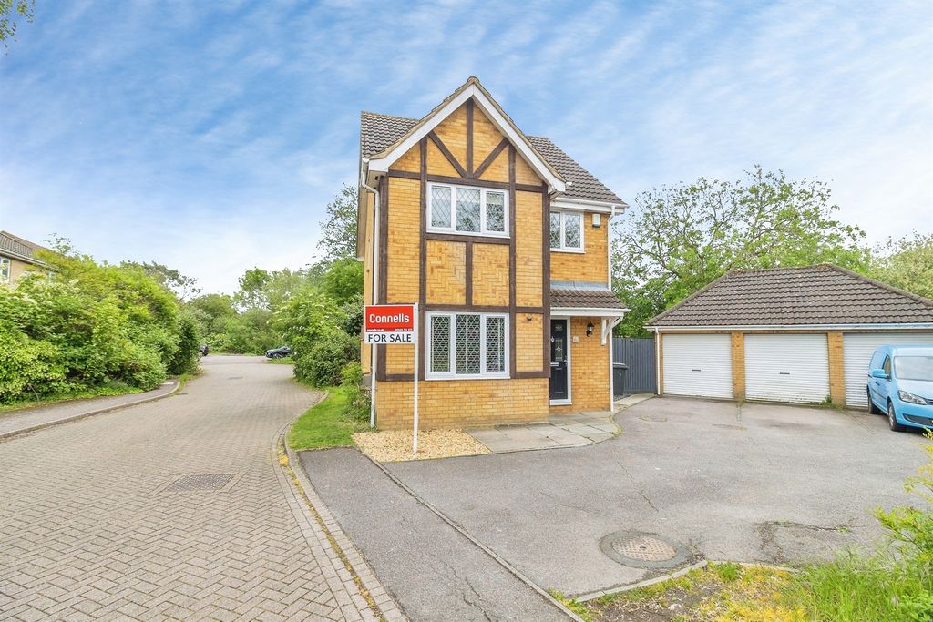 Property photo 1 of 17