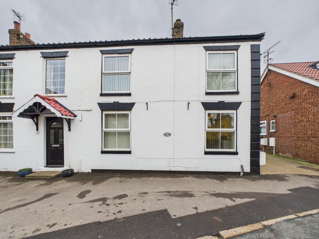 Property photo 1 of 21 Front Exterior