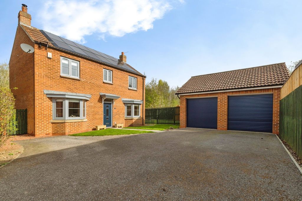 Property photo 1 of 30