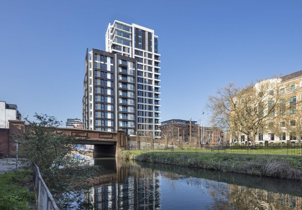 Property photo 1 of 6 Main Image (Main)