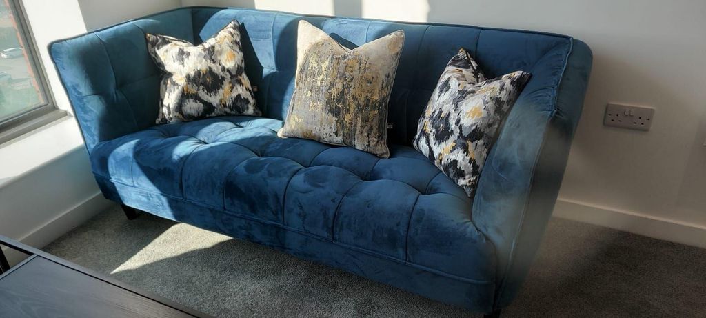 Property photo 1 of 9 072d68E5-8719-470d-B985-A3142c2Eefa1.Jpg