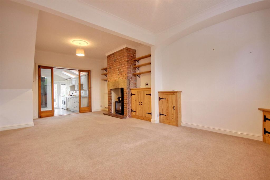 Property photo 3 of 16 Img_0007-Img_0009_Lzn.Jpg