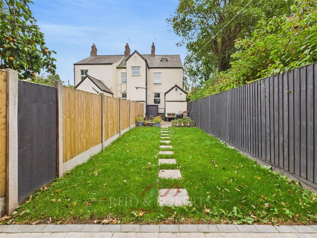 Property photo 1 of 32 Cam04884G0-Pr0093-Still047.Jpg