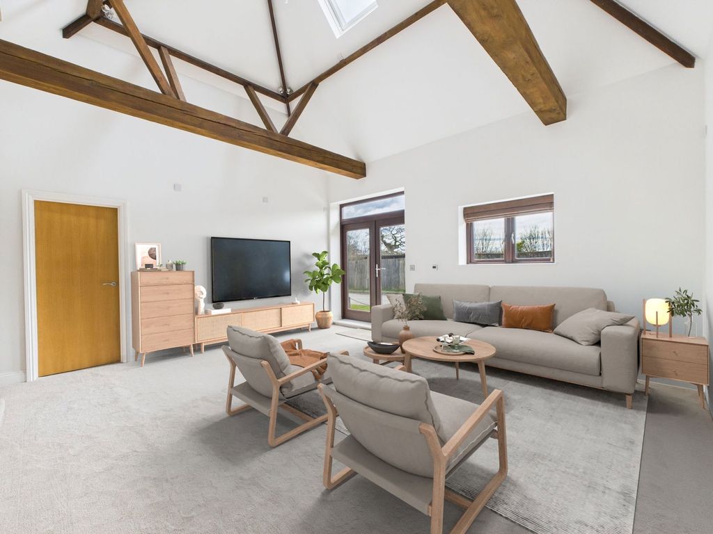 Property photo 3 of 18