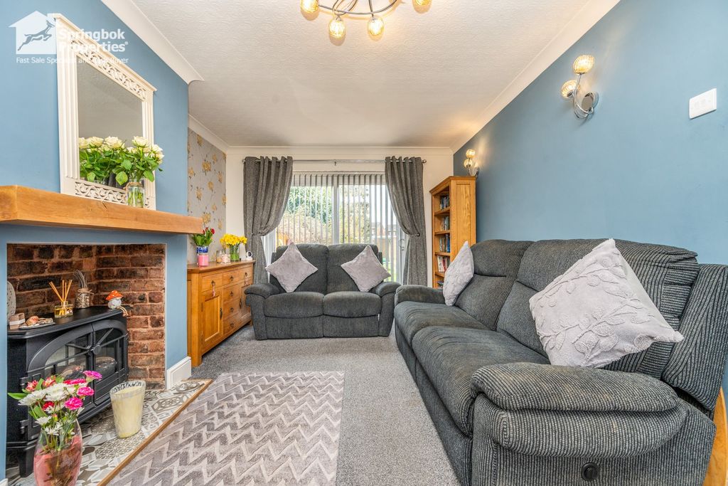 Property photo 3 of 14 Image 2