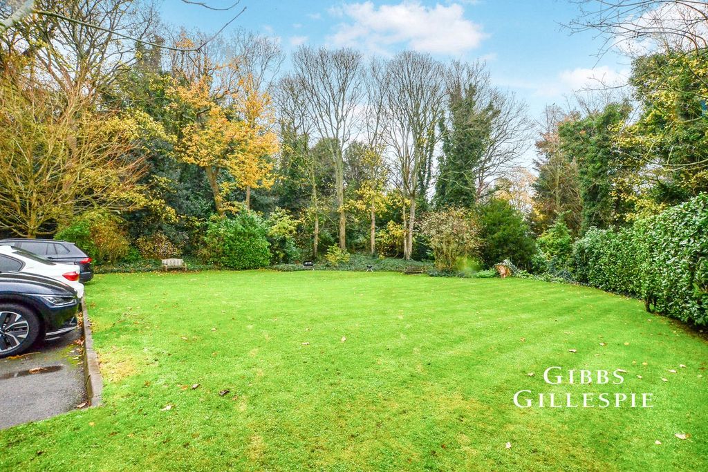 Property photo 3 of 10 Picture No. 05