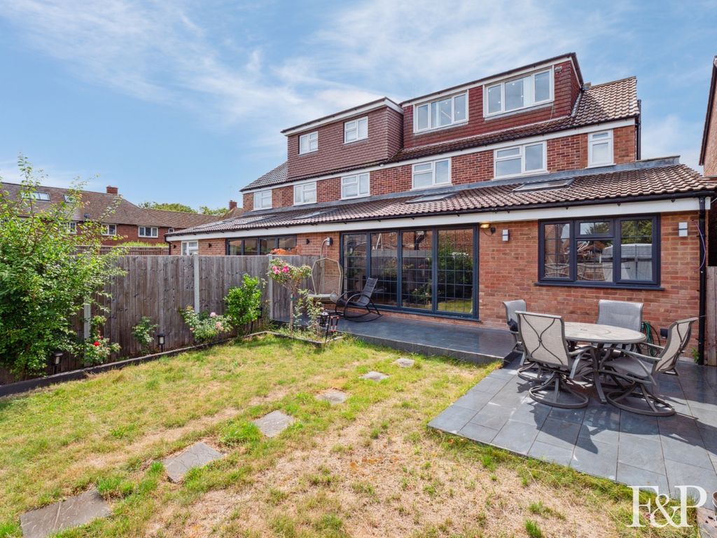 Property photo 3 of 21 4385795