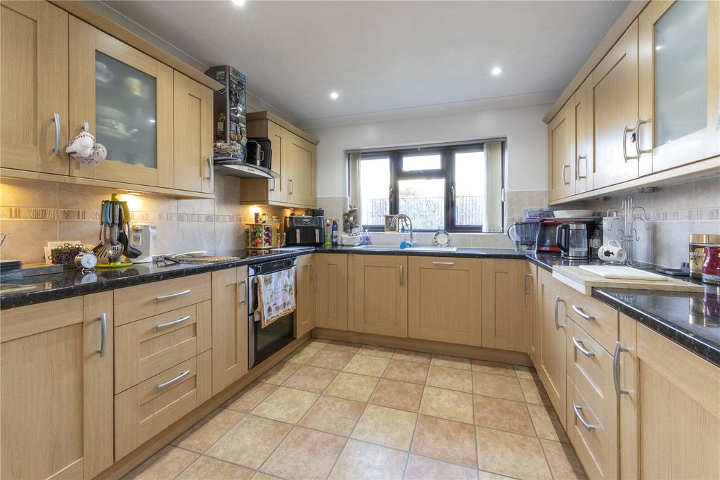 Property photo 2 of 21 Picture No. 07