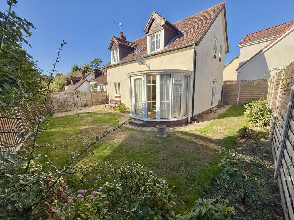 Property photo 3 of 13