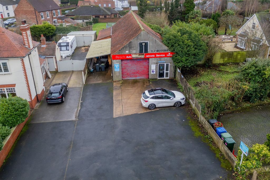 Property photo 3 of 6