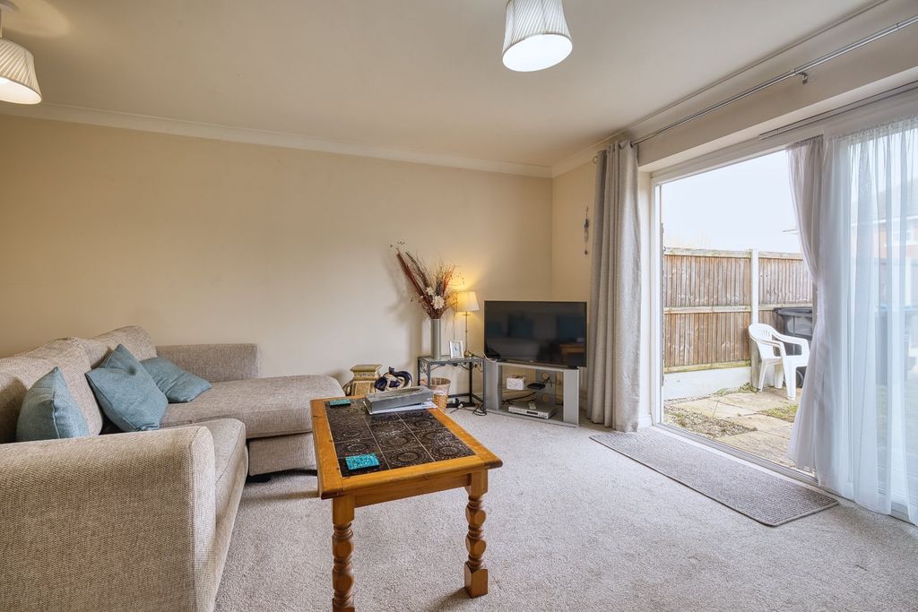 Property photo 2 of 16 Picture 2