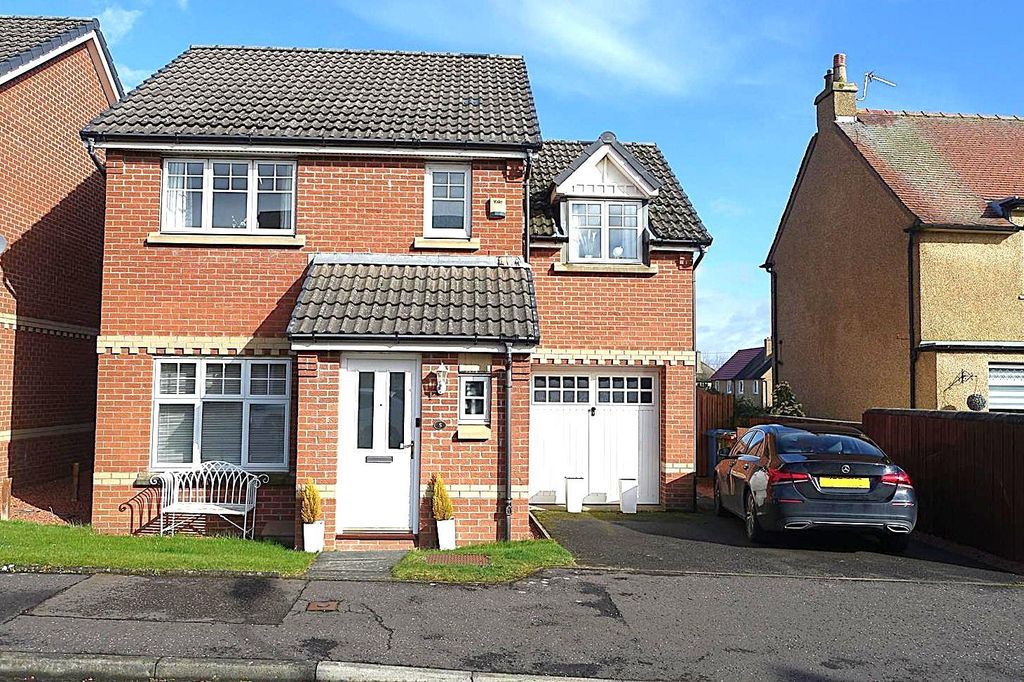 Property photo 1 of 18 Front.Jpg