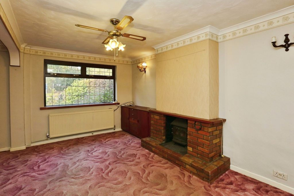 Property photo 3 of 17 Photo