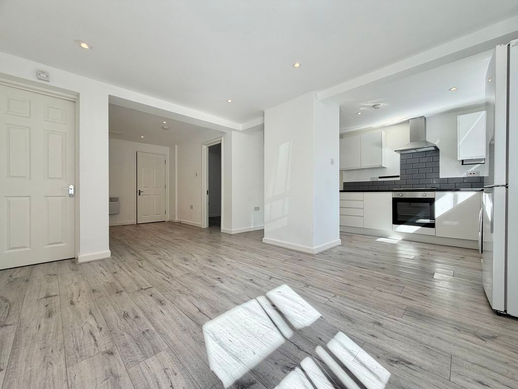 Property photo 3 of 6 Photo 3