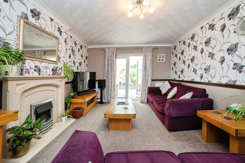 Additional image 11 of 3 bed semi-detached house for saleSunningdale Avenue, Heanor DE75