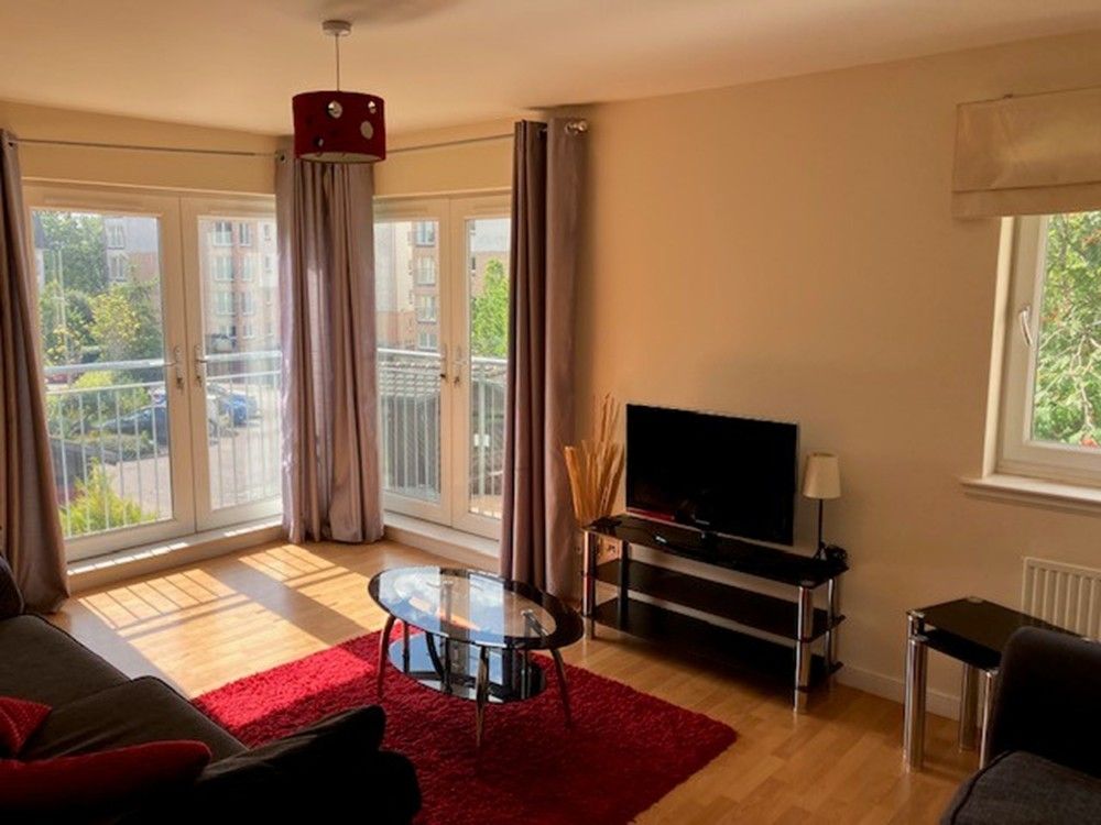 Property photo 2 of 14 1