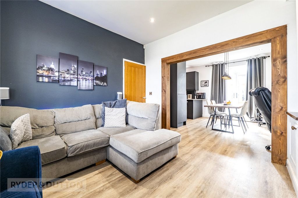 Property photo 3 of 22 Living Room