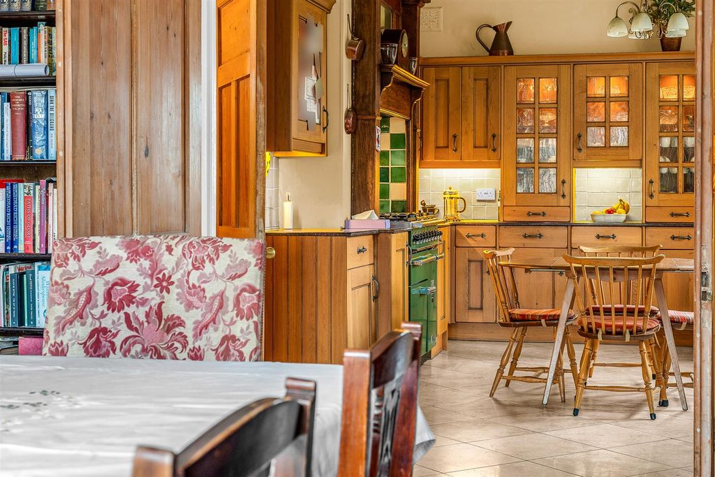 Additional image 23 of 4 bed semi-detached house for saleQueens Hill House, Queens Road, Hertford SG13