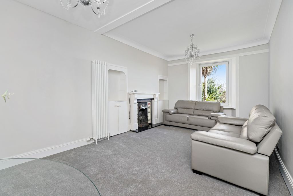 Property photo 2 of 18 Property Image 2