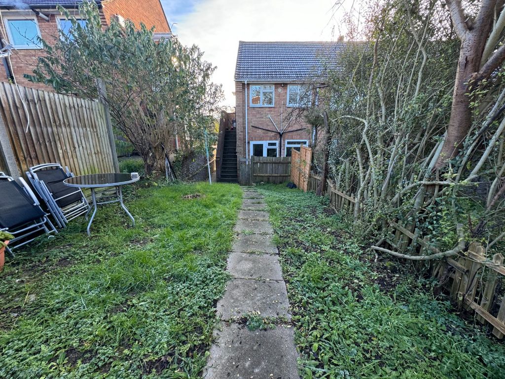 Additional image 5 of 12 bed end terrace house for saleTurners Road North, Luton LU2