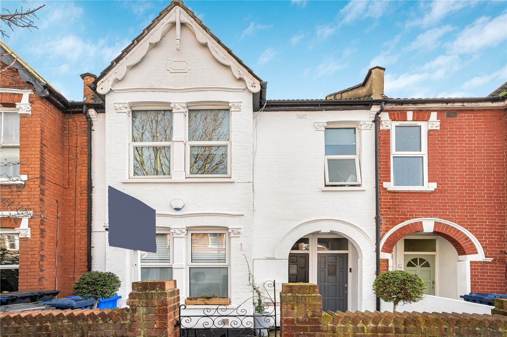 Property photo 2 of 13 Picture No. 16