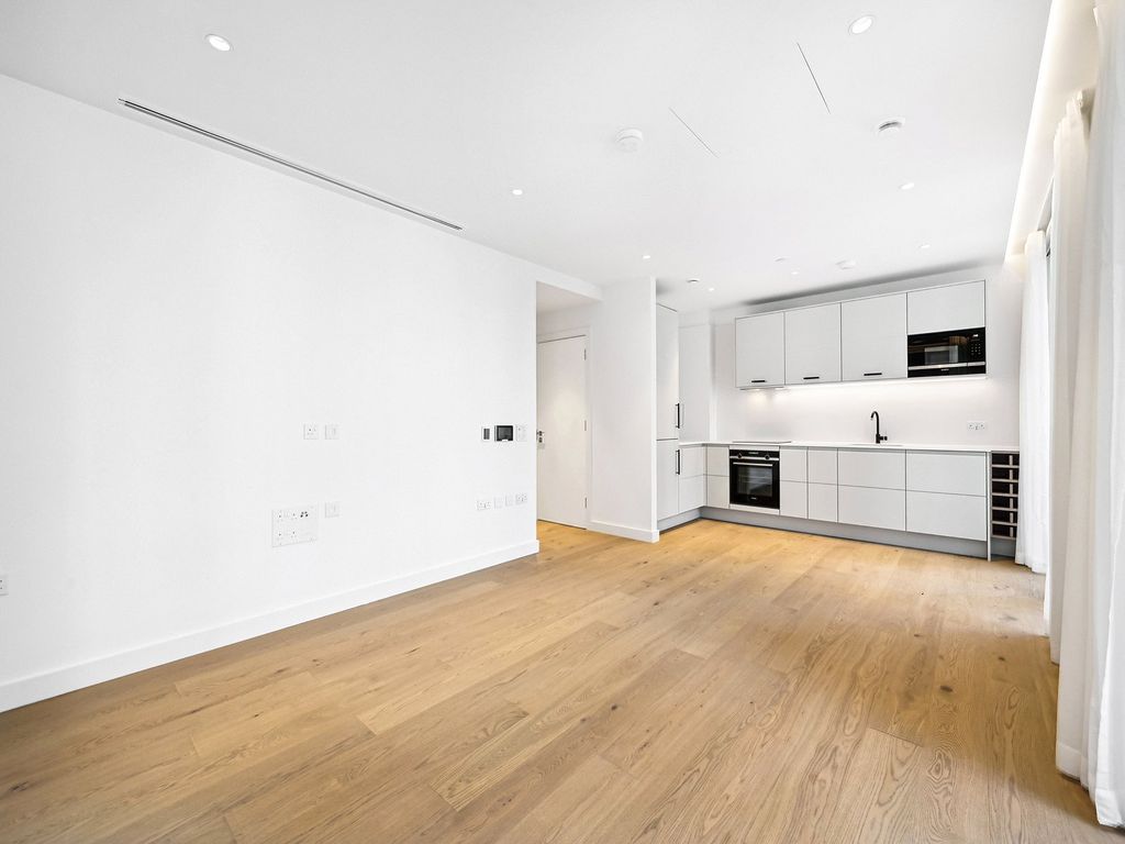 Property photo 2 of 10 Picture No. 12