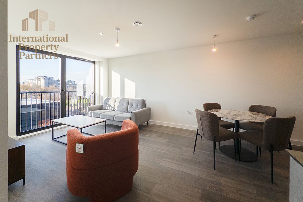 Property photo 3 of 23