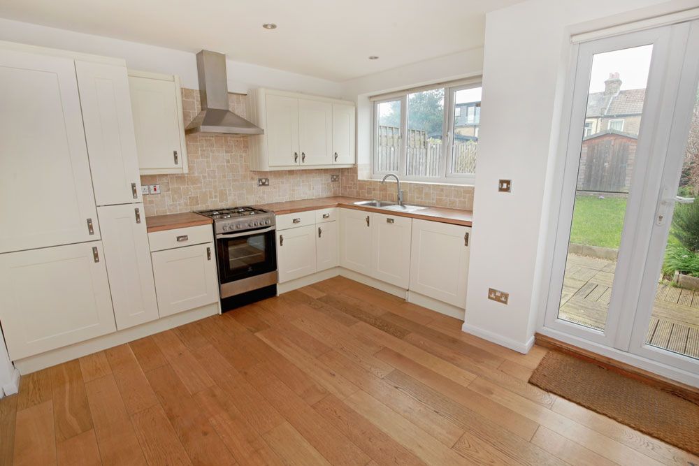 Property photo 3 of 13