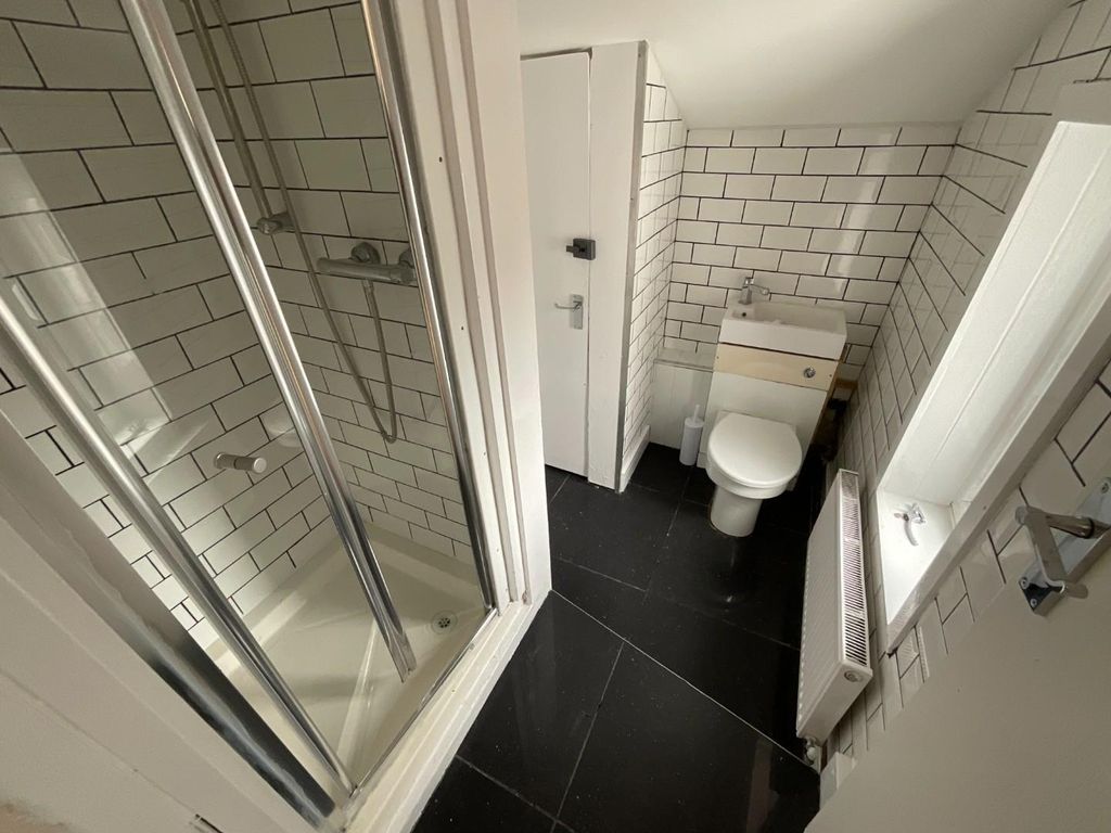 Property photo 3 of 5 Shower Room