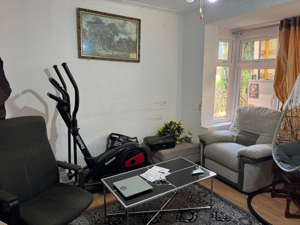 Property photo 2 of 13 Living Room 1