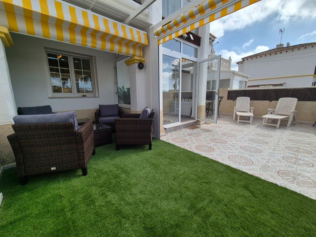 Property photo 2 of 30