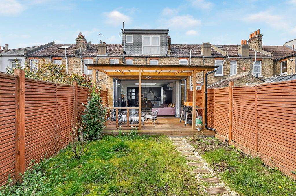 Property photo 3 of 27 Photo 18