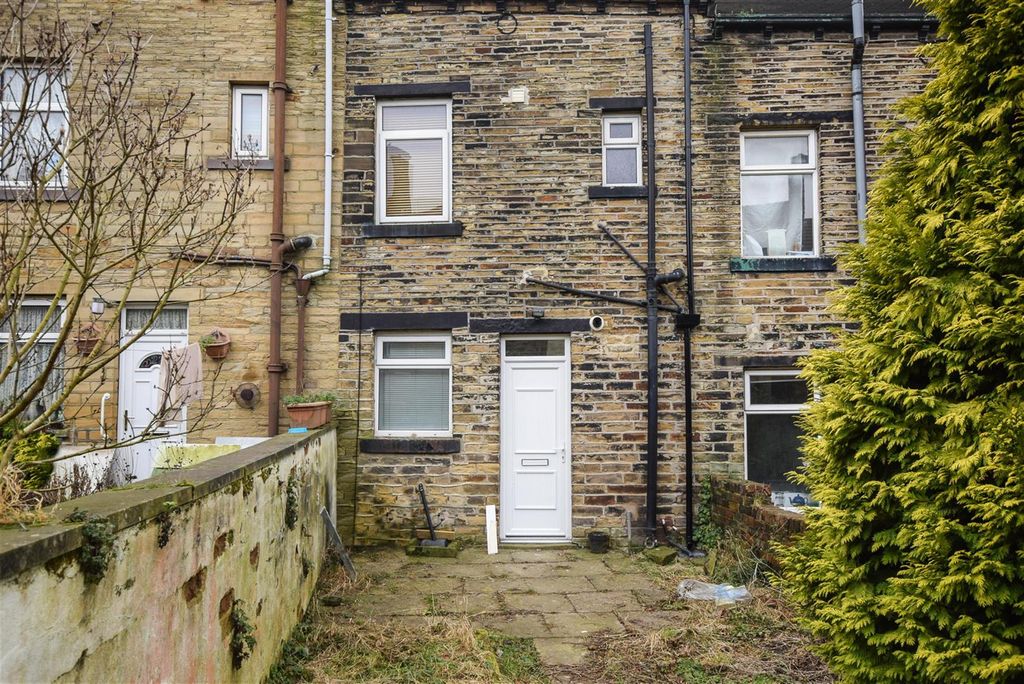 Property photo 1 of 6