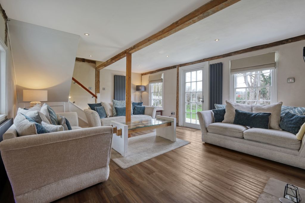 Property photo 3 of 29 Living Room