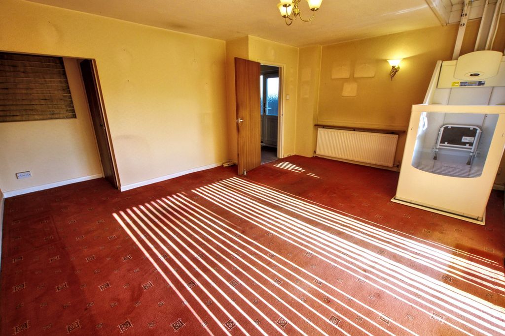 Property photo 3 of 13