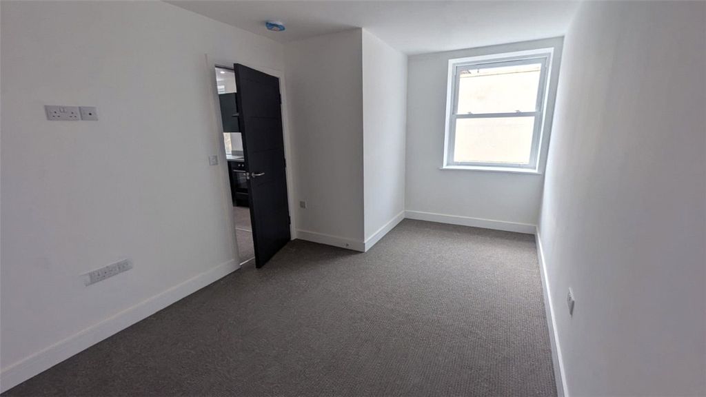 Property photo 3 of 4 Picture No. 07