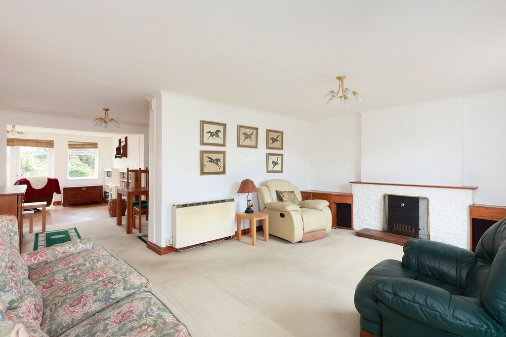 Property photo 2 of 11 Picture No. 04