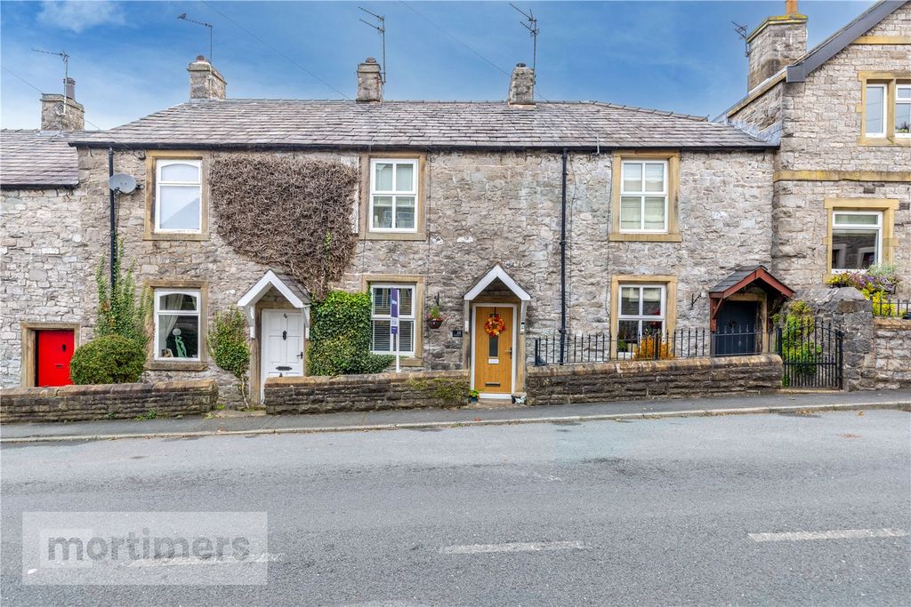 Property photo 3 of 15 External