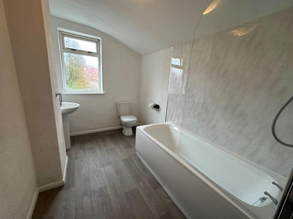 Property photo 3 of 4 Gallery